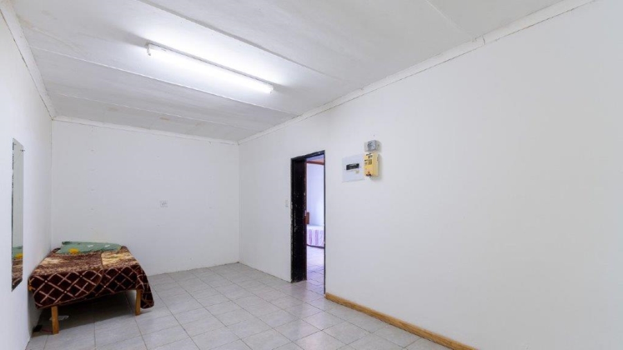 3 Bedroom Property for Sale in Pacaltsdorp Western Cape